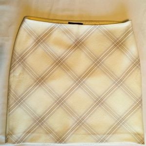 White House Black Market Skirt